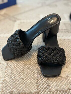 Marc Fisher Nahea Sandal